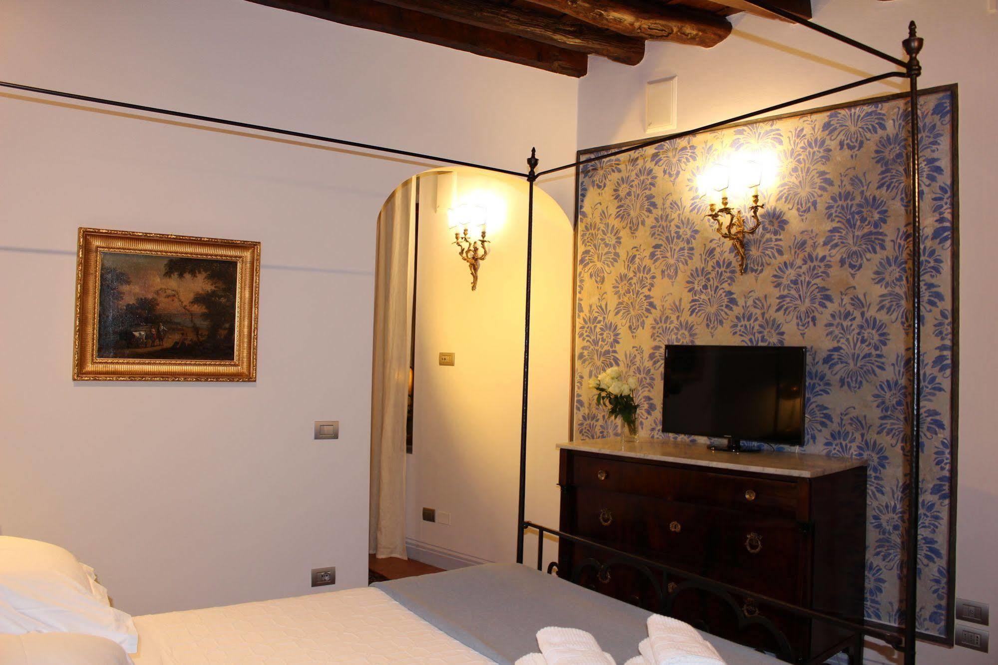 B & B Righi In Santa Croce Флоренція Екстер'єр фото